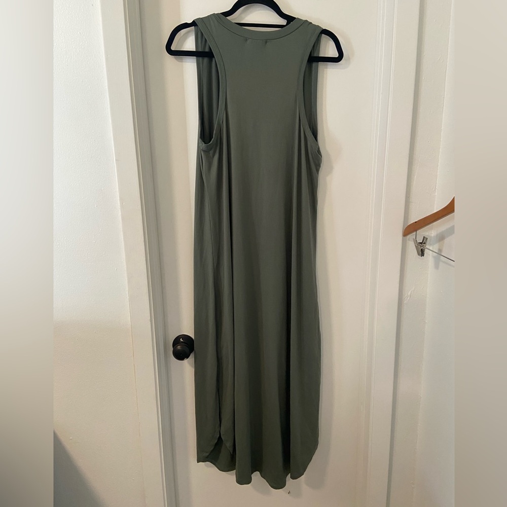 Entro size L olive green sleeveless racerback maxi T shirt dress LIKE NEW - Picture 7 of 7